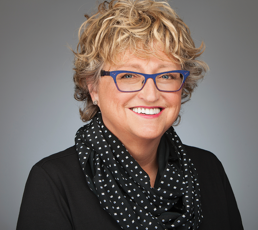 Photo of Linda Morris