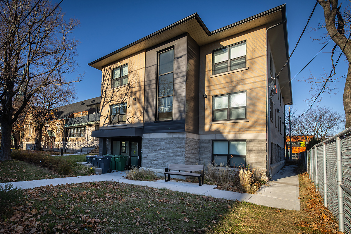 La Maison des Papillons is a 23-unit housing facility providing permanent, affordable housing to people living with mental health challenges.